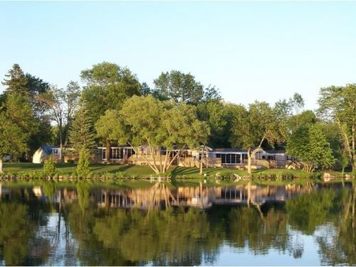 Woodland Estate Resort Campbellford מראה חיצוני תמונה